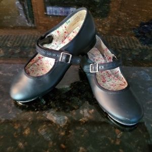 Capezio Tap Shoe Girls Size 2